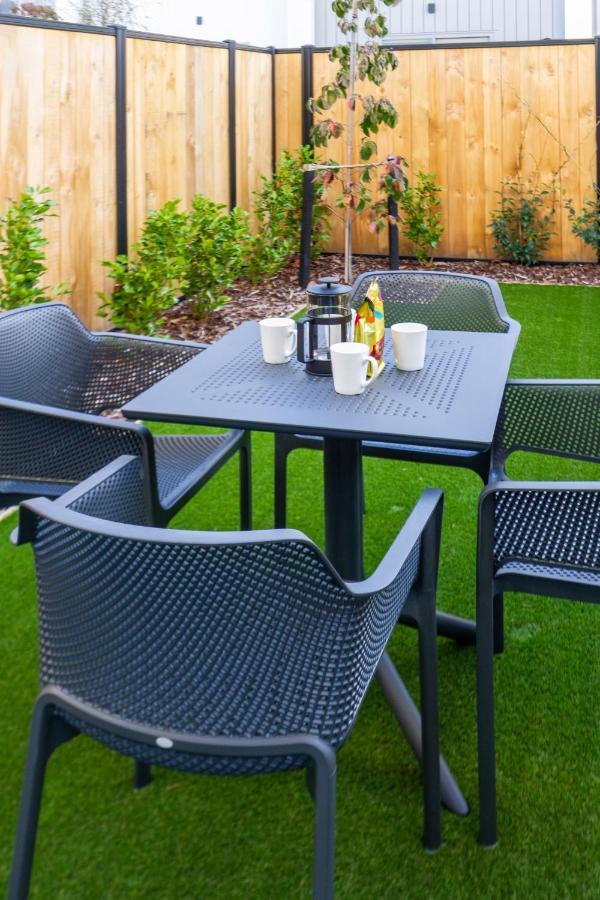 Appartement Urban Park Escape 2 Bed 2 Bath W/Carpark à Christchurch Extérieur photo